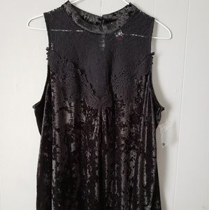 Black Velvet & Lace No Boundaries